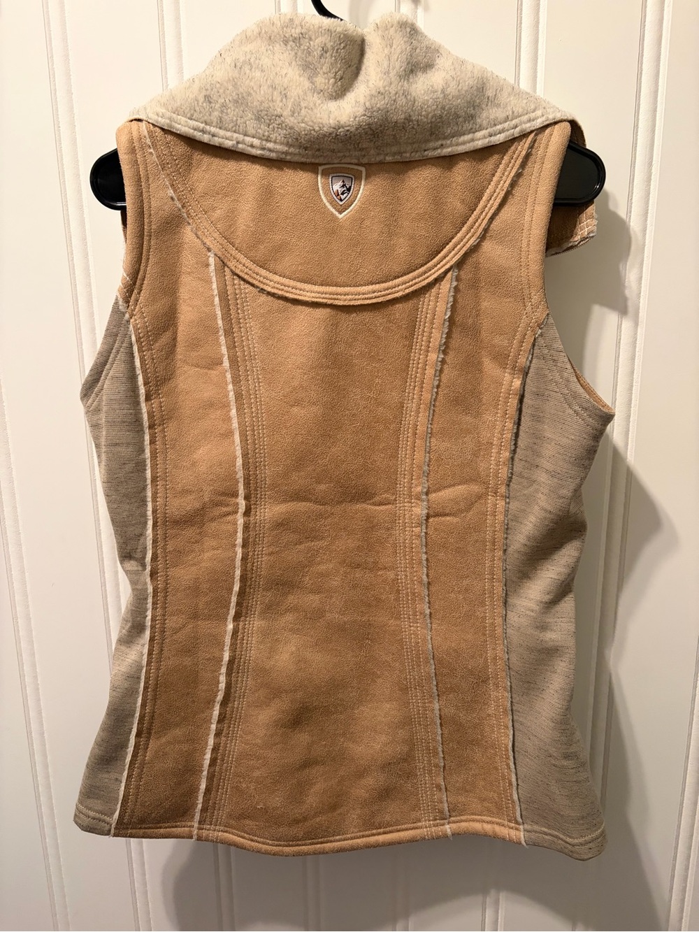 KUHL Dani Sherpa Vest Jacket Tan Almond Faux Leather Wool Fleece Ivory Size M - Picture 9 of 14